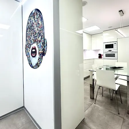 Centro-playa Fontanilla 马尔韦利亚