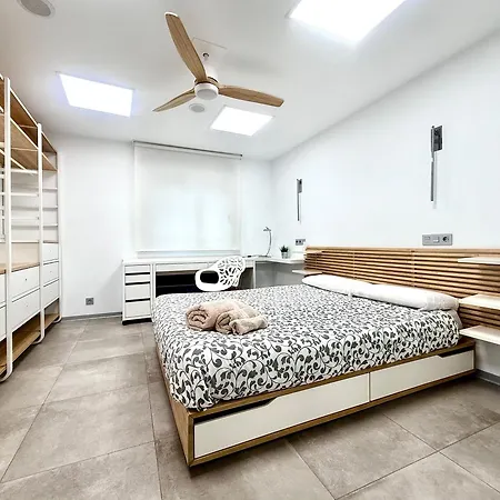 Centro-playa Fontanilla アパート