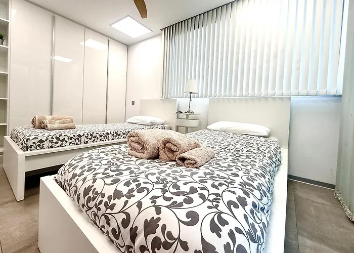 Centro-playa Fontanilla Марбелья